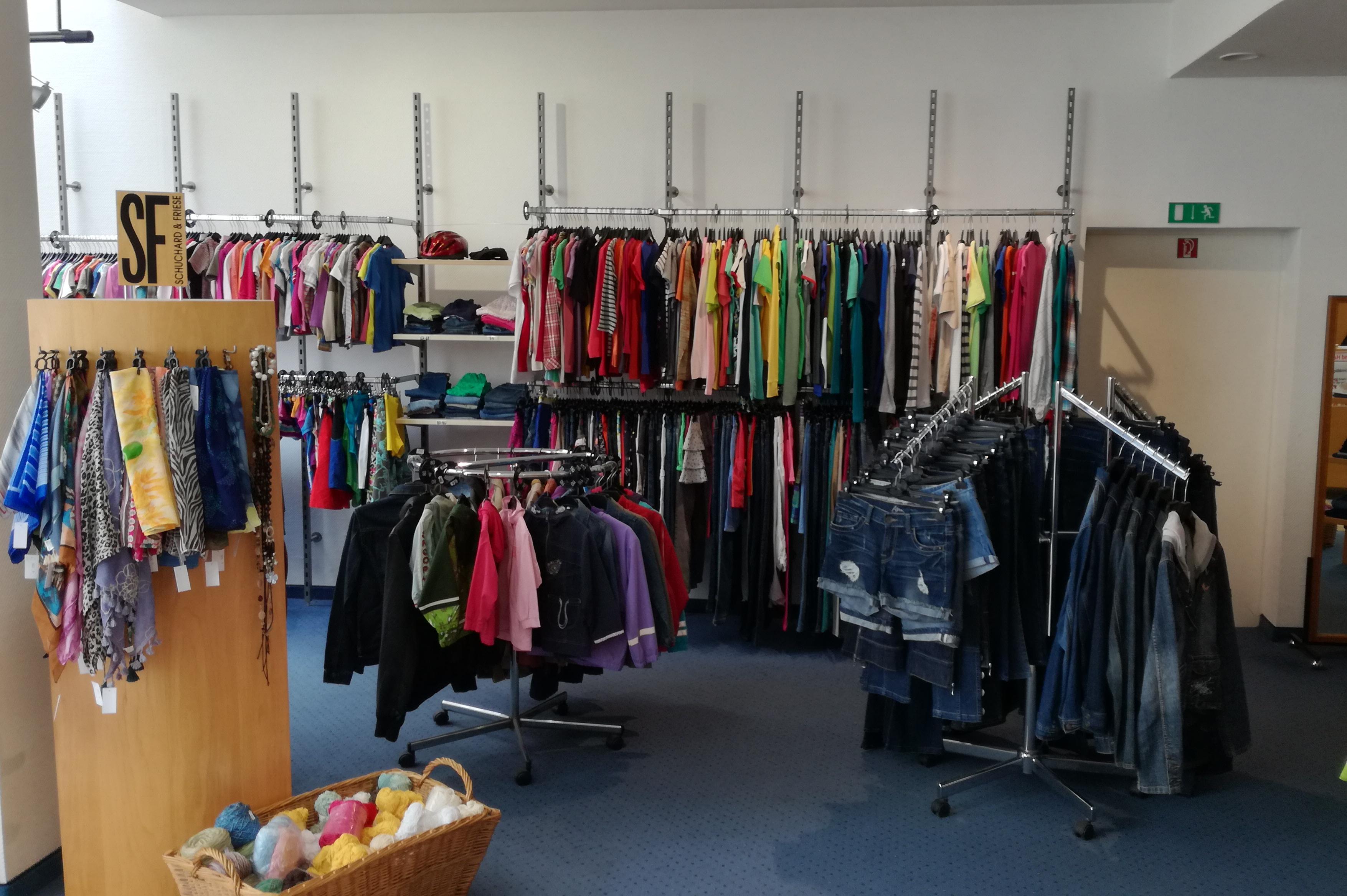 Second Hand Laden In Der Kornhausstrasse Drk Kv Schwabisch Gmund